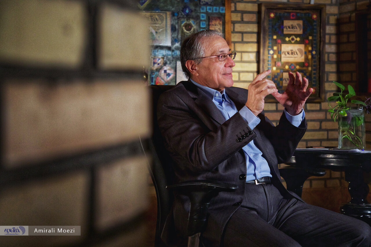 نوبری: تلآویو تنها راه نجات خود را در جنگ واشنگتن و تهران میبیند/ بقای اسرائیل دیگر ارزش سابق را برای آمریکا ندارد