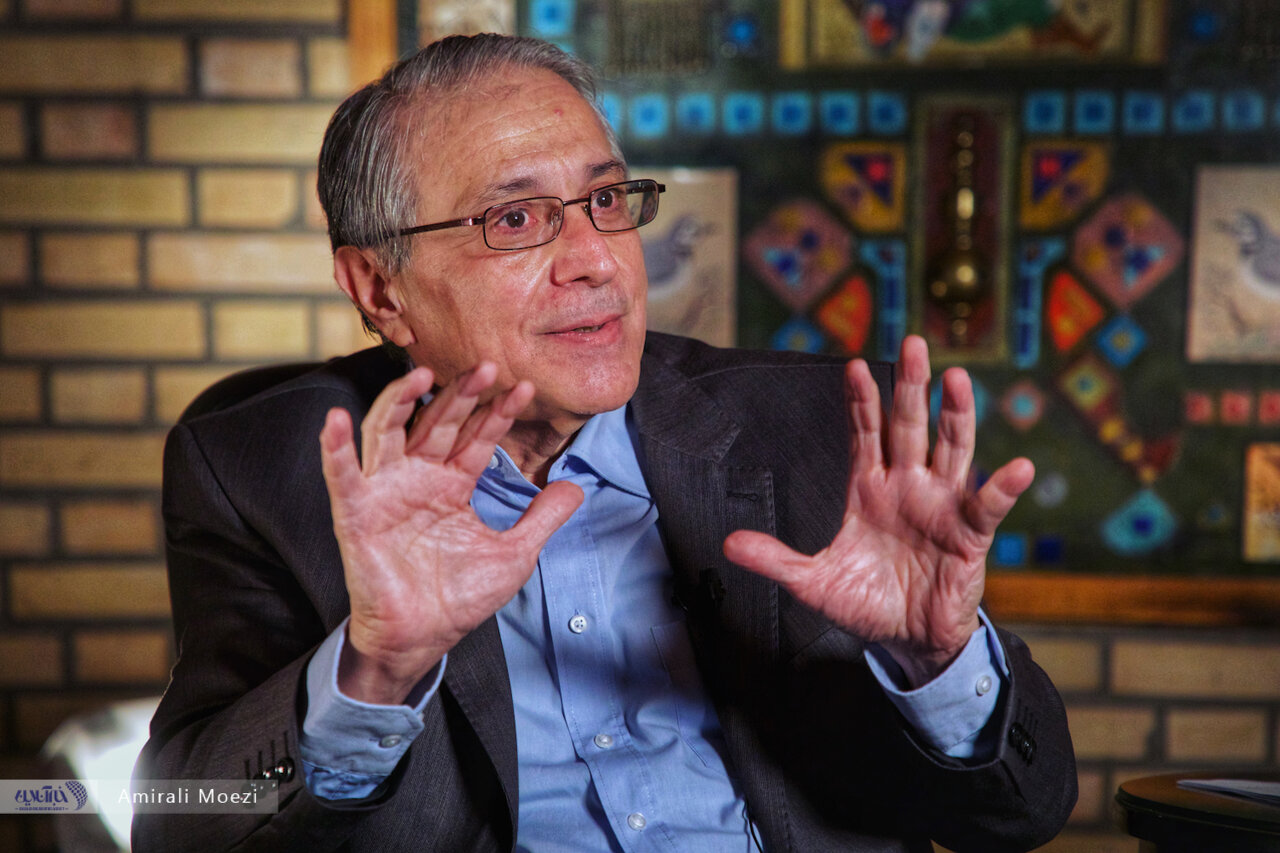 نوبری: تلآویو تنها راه نجات خود را در جنگ واشنگتن و تهران میبیند/ بقای اسرائیل دیگر ارزش سابق را برای آمریکا ندارد