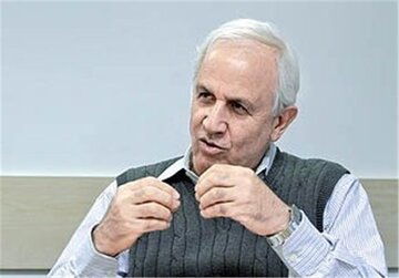 استاد دانشگاه شریف: تحریم و قرارداشتن در لیست سیاهFATF مانع رشد و شکوفایی اقتصادایران شده استاد دانشگاه شریف: تحریم و قرارداشتن در لیست سیاهFATF مانع رشد و شکوفایی اقتصادایران شده