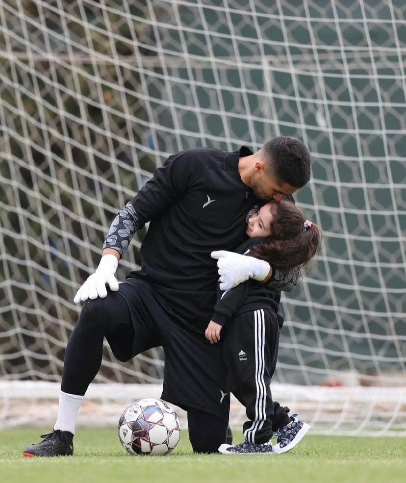 عکس| تمرین پدر و دختری کاپیتان استقلال