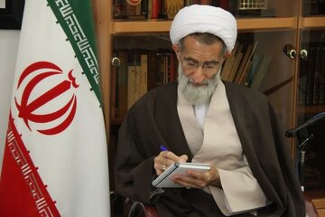امام جمعه شهرکرد: اشعار و تلاشهای هنرمندانه استاد مرید محمدی ماندگار است امام جمعه شهرکرد: اشعار و تلاشهای هنرمندانه استاد مرید محمدی ماندگار است