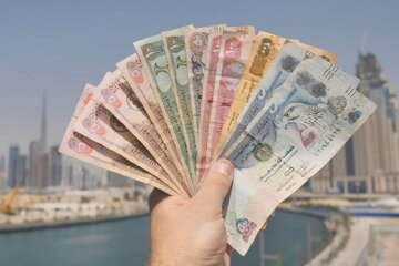 ارز مناسب برای سفر به دبی؛ برای سفر به دبی دلار ببریم یا درهم؟