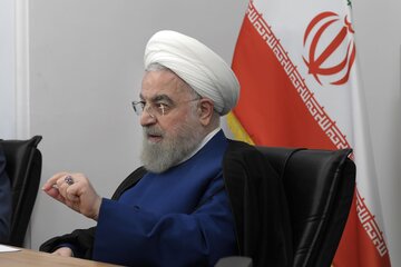 روحانی: آمریکا گفت به ۵۲ نقطه ایران حمله می‌کنیم اگر.../ در ۳ مرحله از جنگ با آمریکا در دوره ترامپ عبور کردیم