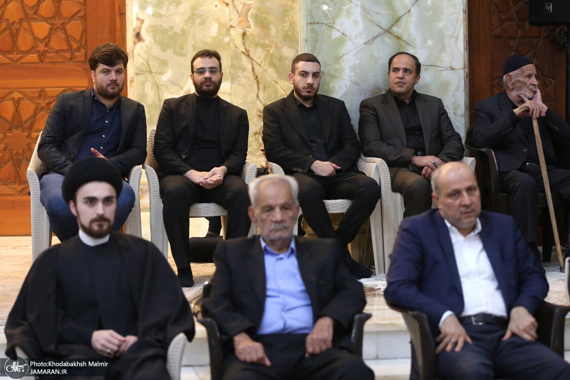 عکسی از پسر سیدحسن خمینی در لباس روحانیت