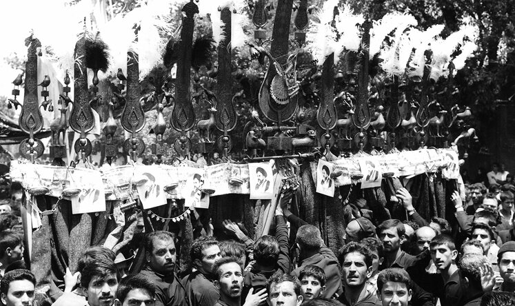 عکس لحظه اعدام طیب حاج رضایی /ای عکاسها، عکس ما را بگیرید