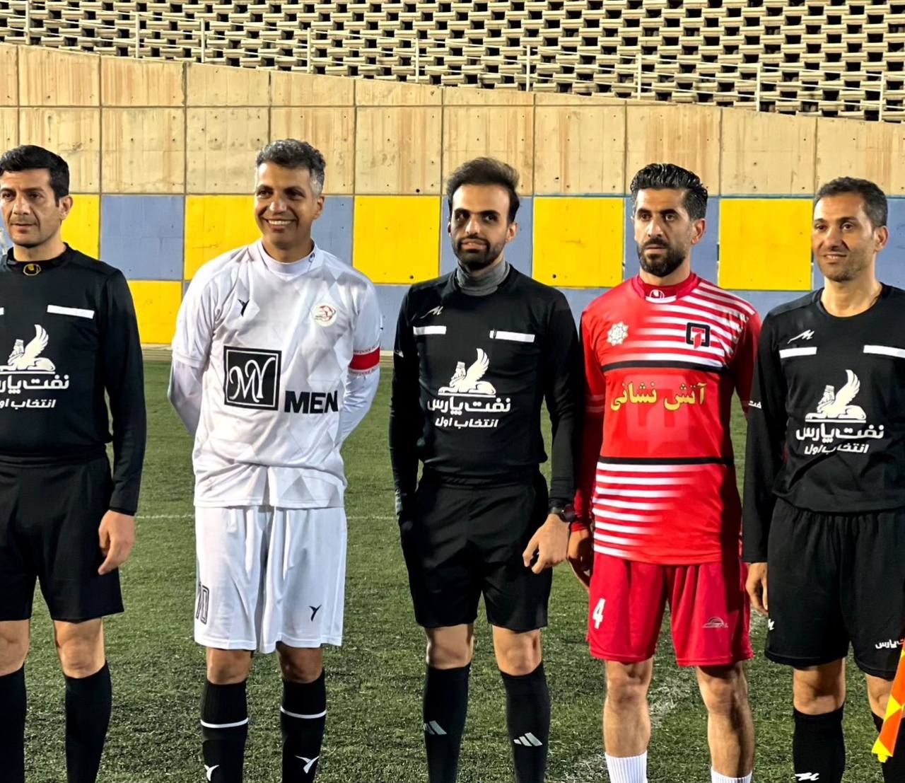 عکس| یاران عادل فردوسیپور قهرمان شدند