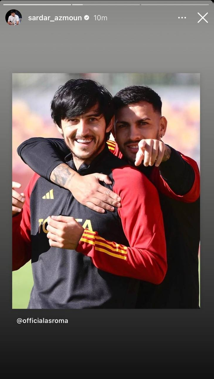 عکس| خوش آمد گویی سردار به بازگشت بازیکن مصدوم