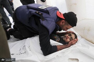 تصاویر | تلخ‌ترین لحظه زندگی خبرنگار فلسطینی