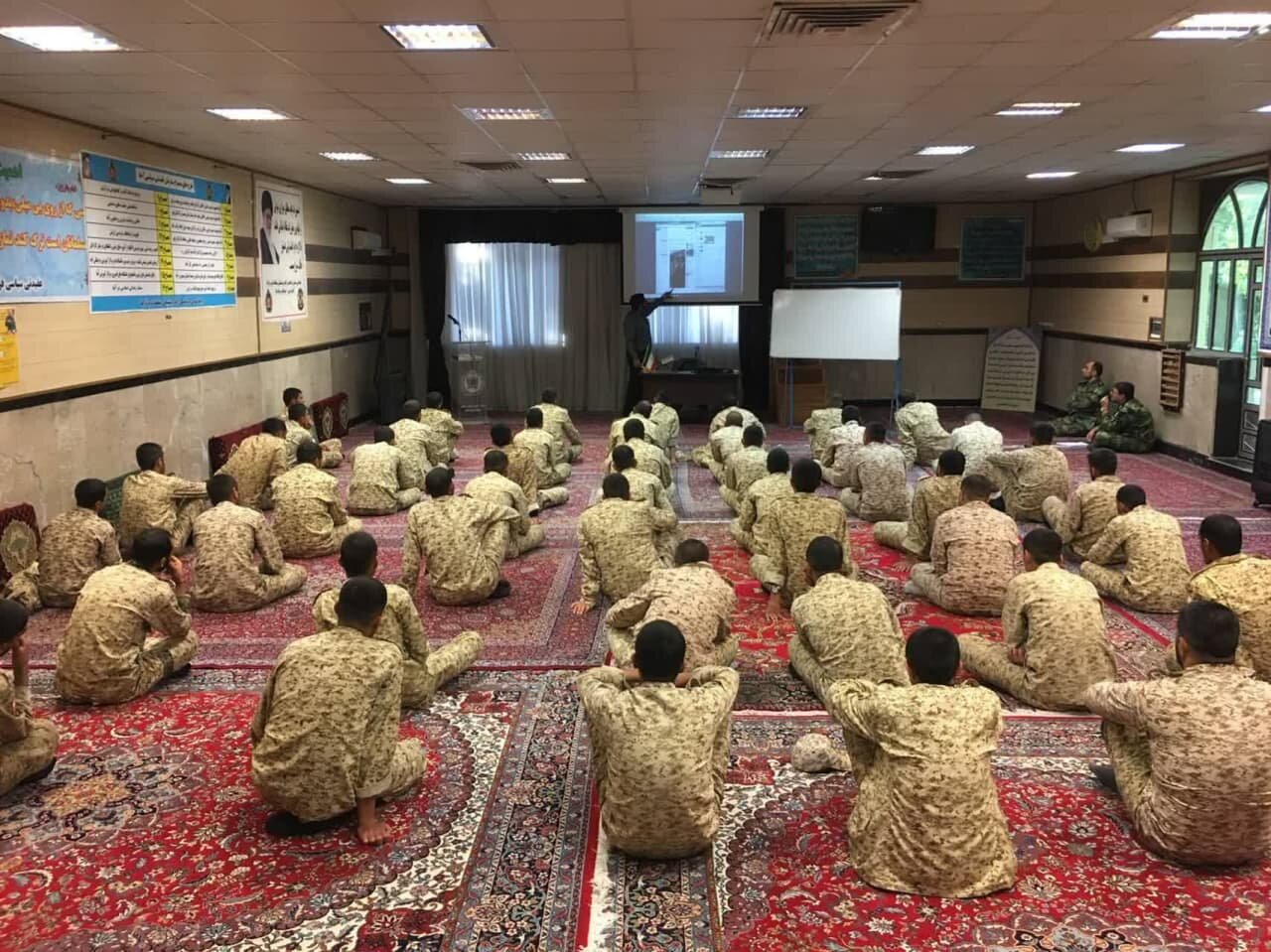 دوره آموزشی یک روزه خبرنویسی برای سربازان ارتش