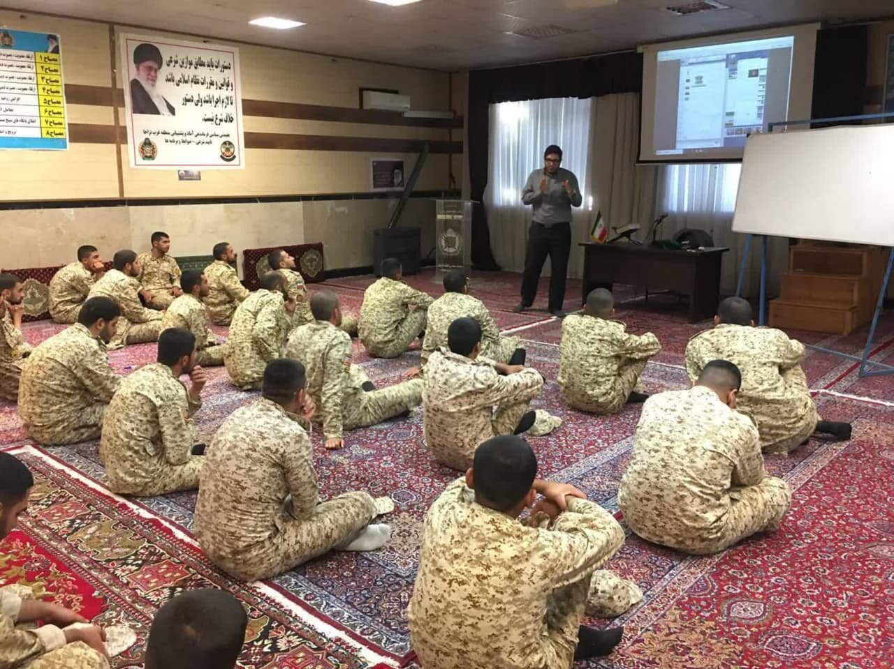 دوره آموزشی یک روزه خبرنویسی برای سربازان ارتش