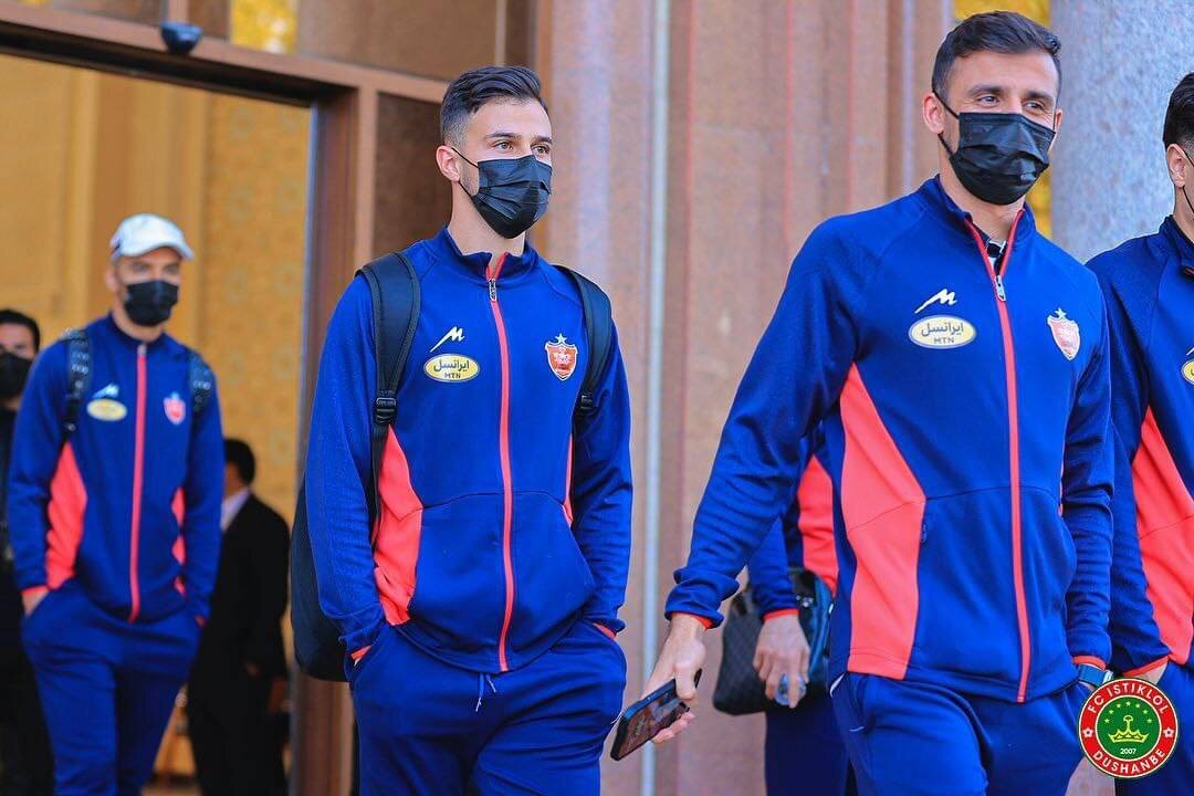 عکس| شیطنت عجیب علیه پرسپولیس؛ تیم یحیی آبیپوش شد!