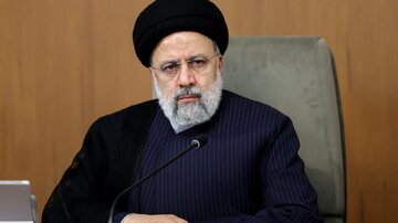 ابراهیم رئیسی به بانک مرکزی رفت ابراهیم رئیسی به بانک مرکزی رفت