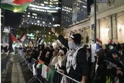 حامیان فلسطین دفتر روزنامه نیویورک تایمز را اشغال کردند
