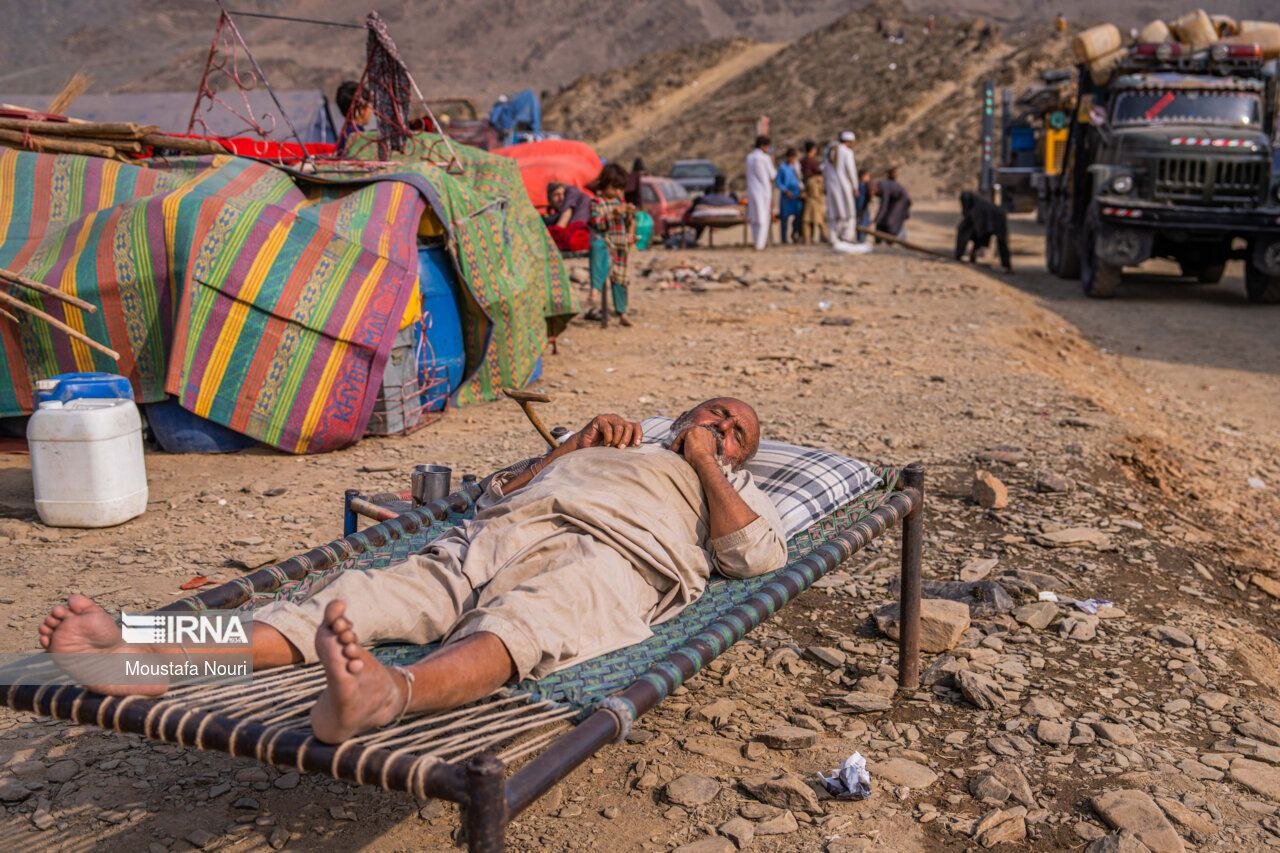 تصاویر جالی از کمپ مهاجران افغانستانی/ عکس
