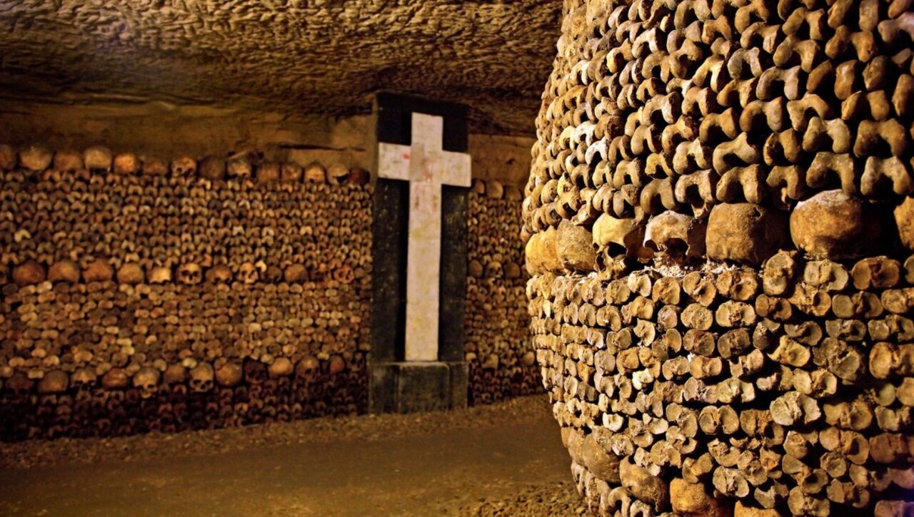 دخمههای مردگان پاریس؛ وهمآورترین جاذبه گردشگری/ عکس