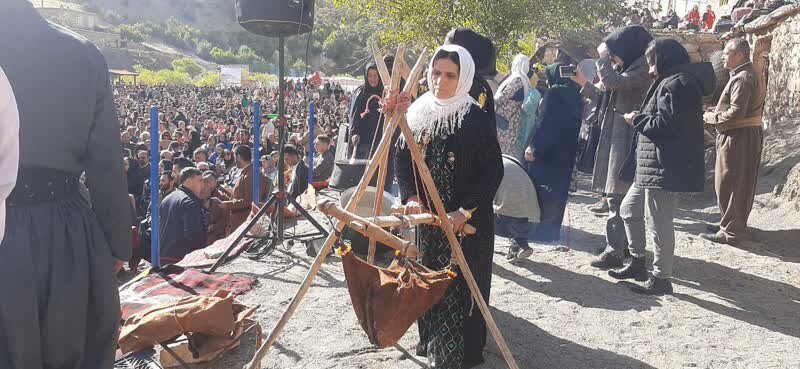 یاقوتهای سرخ در پیچوتاب دلهمرز