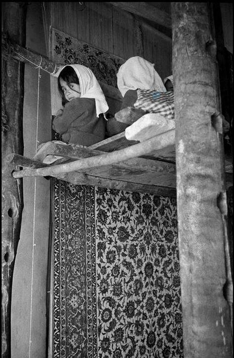دختر کوچک قالیباف در اصفهان/ عکس