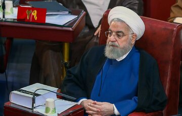 دستور حمله و تخریب روحانی صادر شد /این جمله رئیس جمهور سابق تندروها را عصبانی کرد /مجری توهین کننده به روحانی، به تلویزیون بازگشت