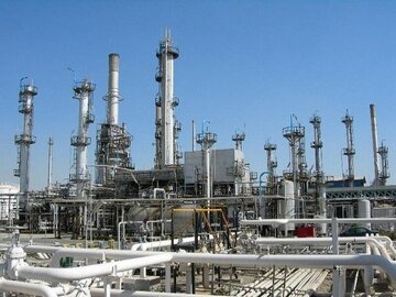 Iran to begin overseas refining in Syria