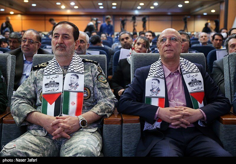 پوشش متفاوت مقامات نظامی ایران در یک مراسم +عکس