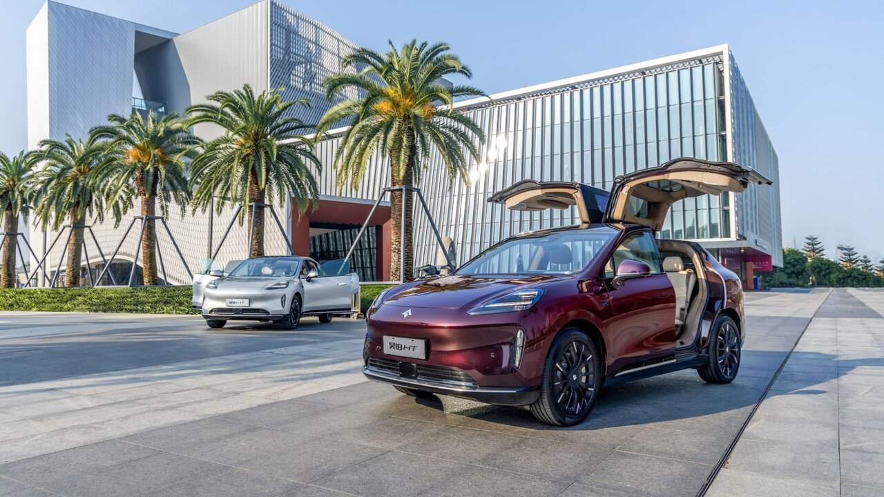 شاسی بلند لوکس چینی کپی همزمان از پورشه و تسلا است/ عکس