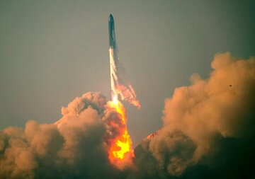 پرتاب قدرتمندترین موشک جهان با چراغ سبز آمریکا/ عکس