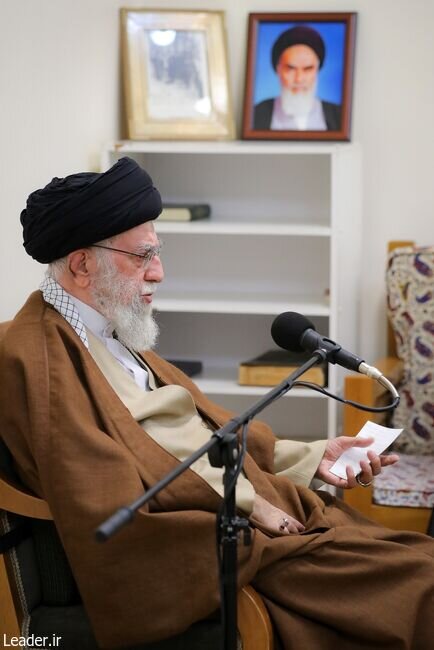 تصاویری از اعضای شورای نگهبان در دیدار با رهبر انقلاب/ جنتی در صدر مجلس نشست