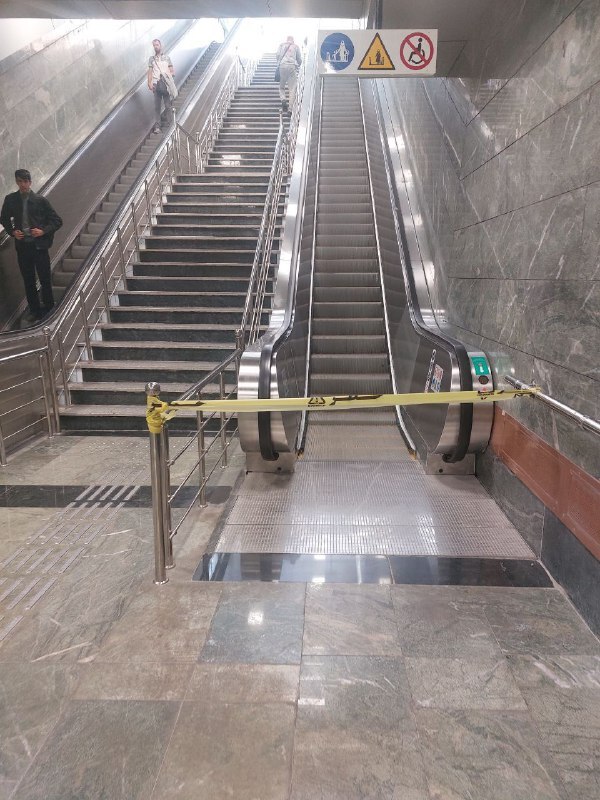 عکسی از ایستگاه متروی کوهسار که زاکانی را سوژه کرد