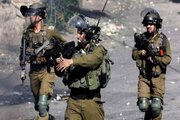 ببینید | دستگیری مادر معلول و پیر یک مبارز فلسطینی در کرانه باختری توسط نظامیان اسرائیلی