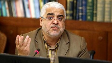جعفرزاده ایمنآبادی: باید به مردم برگردیم / مردم خودشان نگهدار این انقلاب خواهند بود
