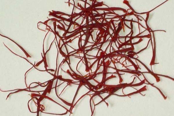 از کجا بفهمیم زعفران اصل است؟