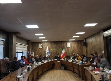 شهرداری سنندج قبل از واریز حقوق و دستمزد میبایست به فکر واریز نمودن حق بیمه کارگران و کارکنان باشد