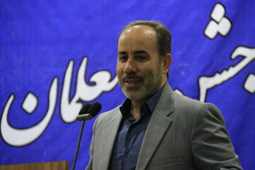 نومعلمان خود را به ابزار دانش و نوآوری مجهز کنند/ چالش کمبود معلم در کردستان، مدیریت شد