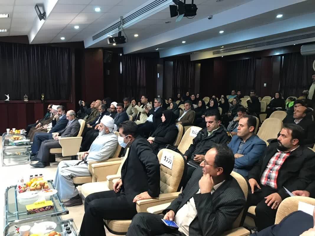 ضرورت ترویج مطالعه به شکل خانوادگی/در استان کردستان ۵۴ کتابخانه تحت پوشش نهاد کتابخانه های عمومی کشور است