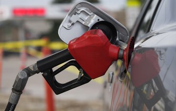 تکلیف قیمت بنزین در سال آینده مشخص شد/ جزییات - خبرآنلاین