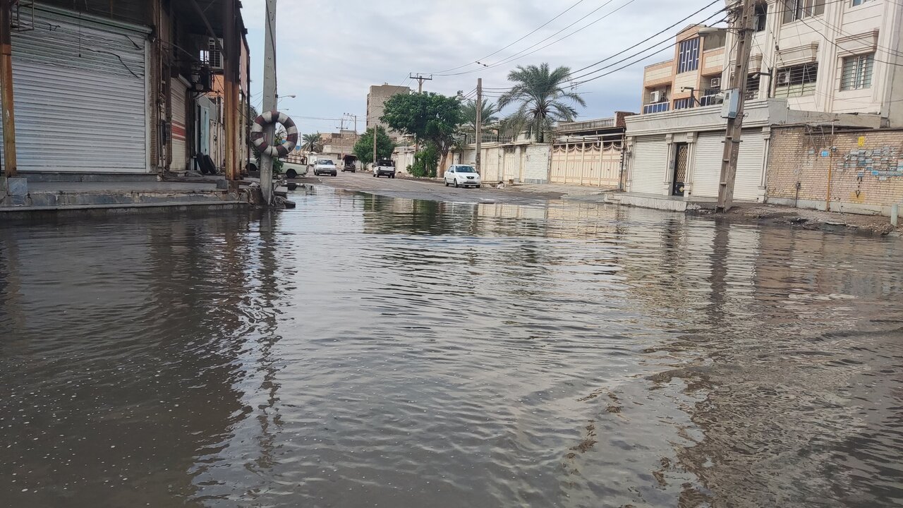 فصل جدید سریال آگرفتگی های معابر در اهواز/ بارش باران و وزش باد بسیار شدید در اهواز