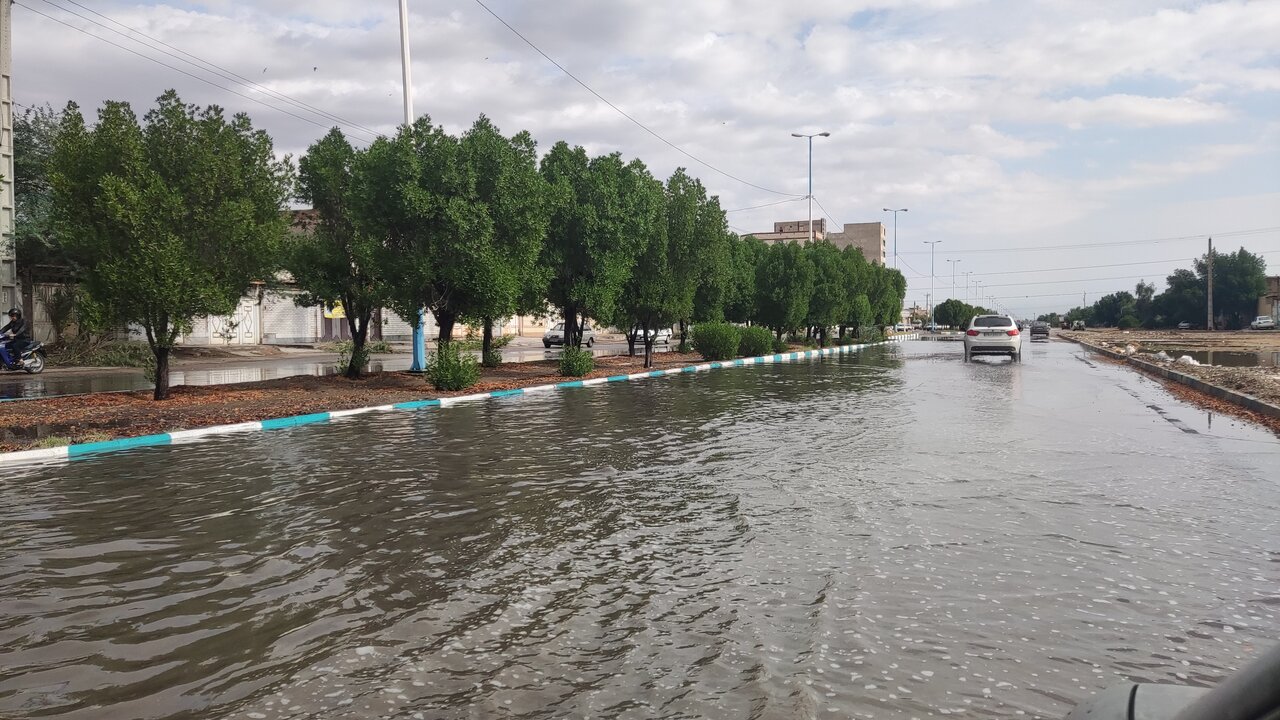 فصل جدید سریال آگرفتگی های معابر در اهواز/ بارش باران و وزش باد بسیار شدید در اهواز