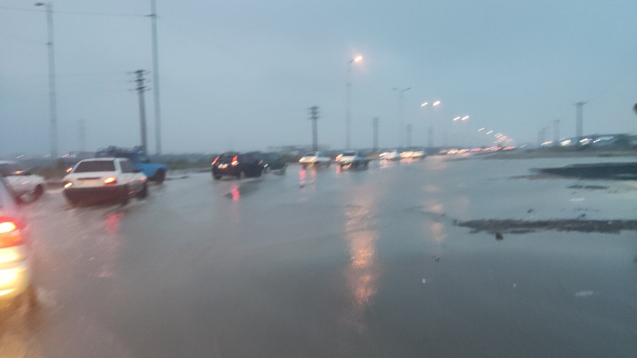 فصل جدید سریال آگرفتگی های معابر در اهواز/ بارش باران و وزش باد بسیار شدید در اهواز