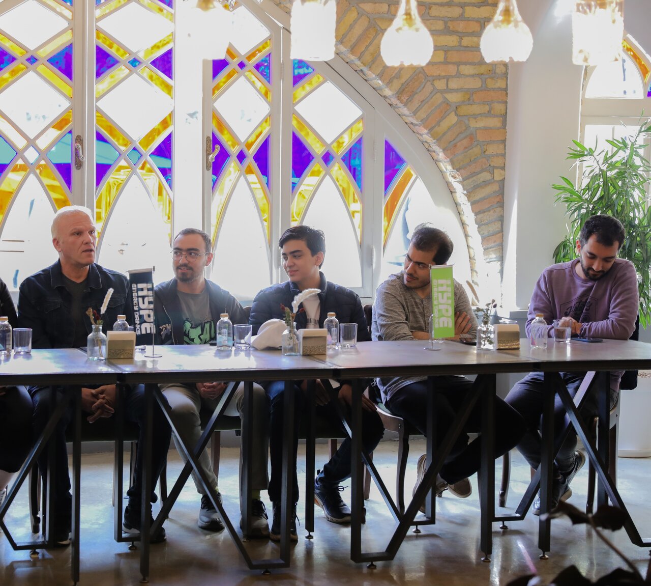 کیت آرژانتین با امضای مسی در دستان سه ایرانی