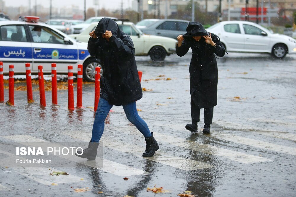 - موج جدید بارش در شمال کشور/ تهران تا کی بارانی است؟