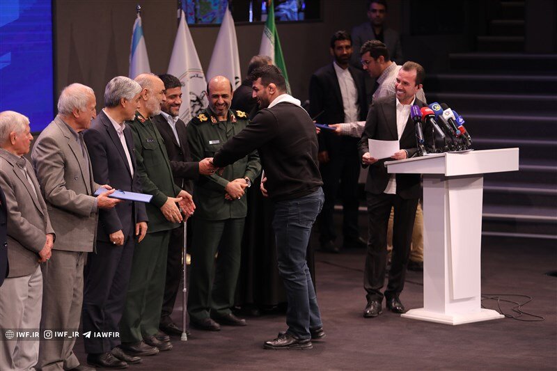 عکس| ملاقات علیرضا دبیر و حسن یزدانی با سردار سپاه