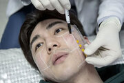 ببینید | مجعزه جراحان پلاستیک کره جنوبی تا تغییر کامل چهره