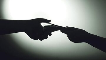 افشاگری یک نماینده مجلس: بازار سیاه فیلترینگ دست افراد معمولی نیست! افشاگری یک نماینده مجلس: بازار سیاه فیلترینگ دست افراد معمولی نیست!