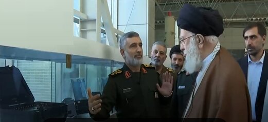 چمدان موشکی ایران را ببینید /هدایت، کنترل و شلیک ۱۰ موشک