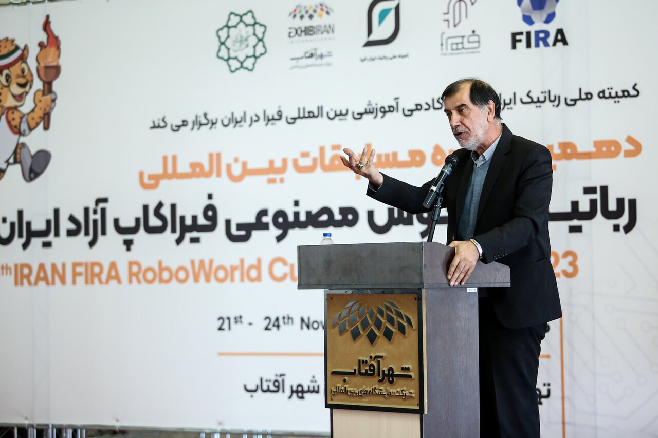 افتتاحیه دهمین دوره مسابقات بین المللی رباتیک و هوش مصنوعی فیراکاپ آزاد ایران برگزار شد