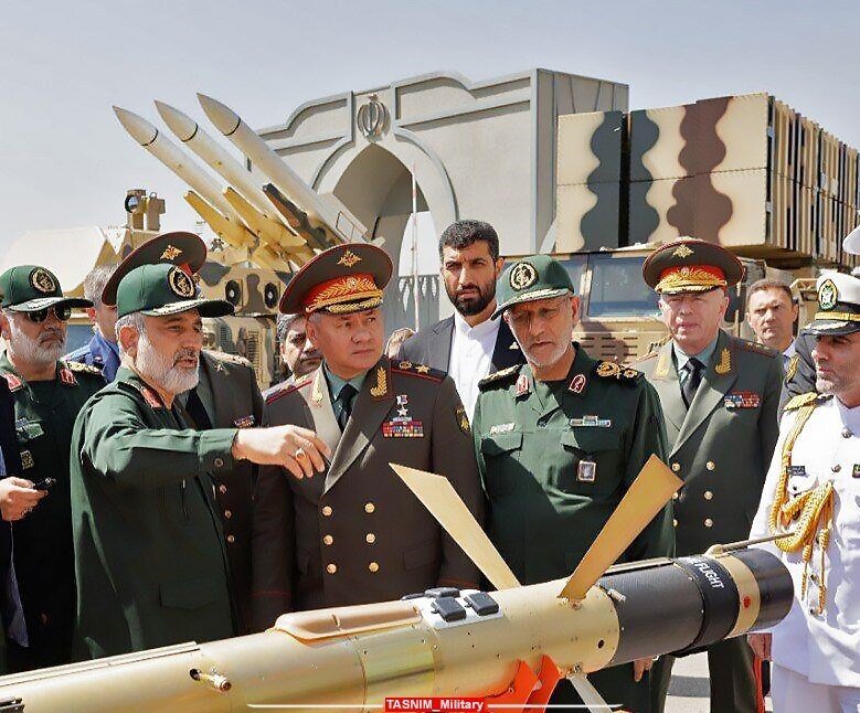 خط و نشان ایران برای آمریکا با موشک های ۳۲۰ کیلومتری /جزئیات مهم از جدیدترین دستاور سپاه پاسداران +ویژگی و تصاویر