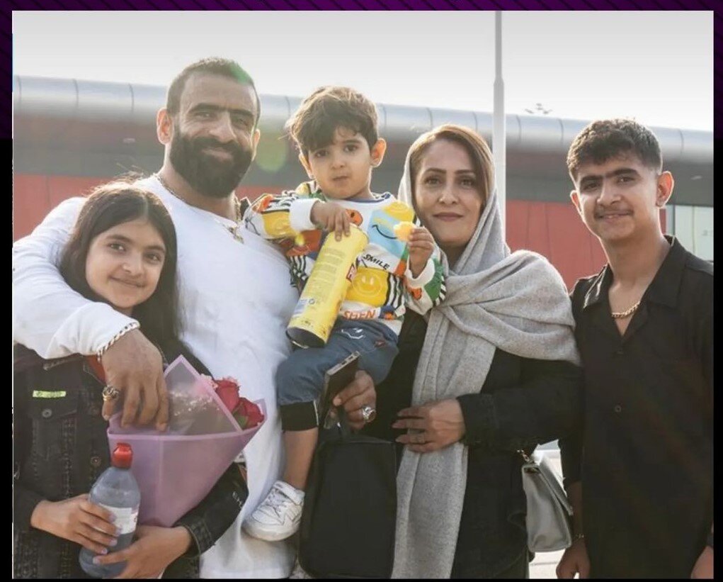 عکس| لحظات احساسی هادی چوپان از دیدار با خانواده‌اش پس از ۳ ماه