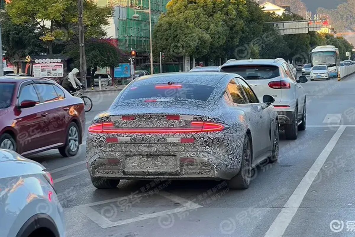 خودروی شیائومی در خیابان دیده شد/ عکس
