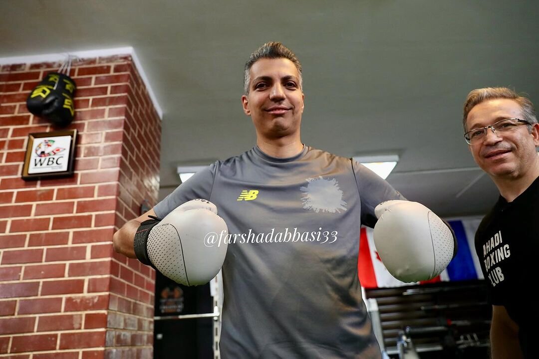 عکس| ژست عادل فردوسیپور در رینگ بوکس به سبک محمدعلی کلی