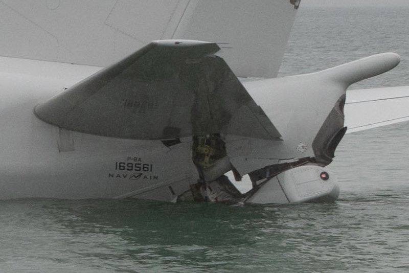 تصاویر جدید از هواپیمای غولپیکر و به گل نشسته آمریکا/عکس